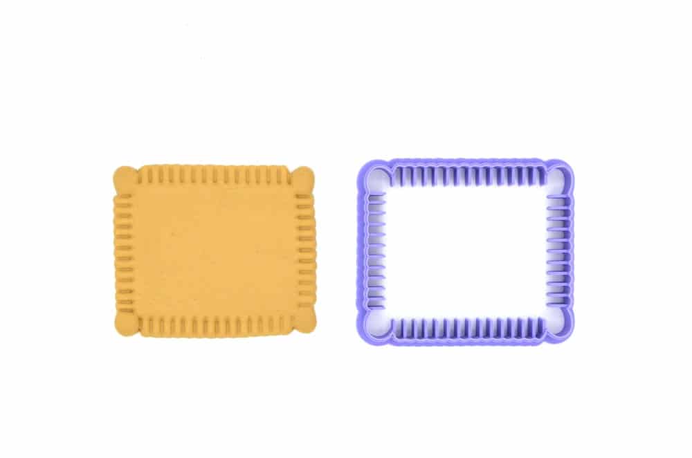 Emporte-Pièce Plastique Petit Beurre 7 x 5,5 cm avec Poussoir