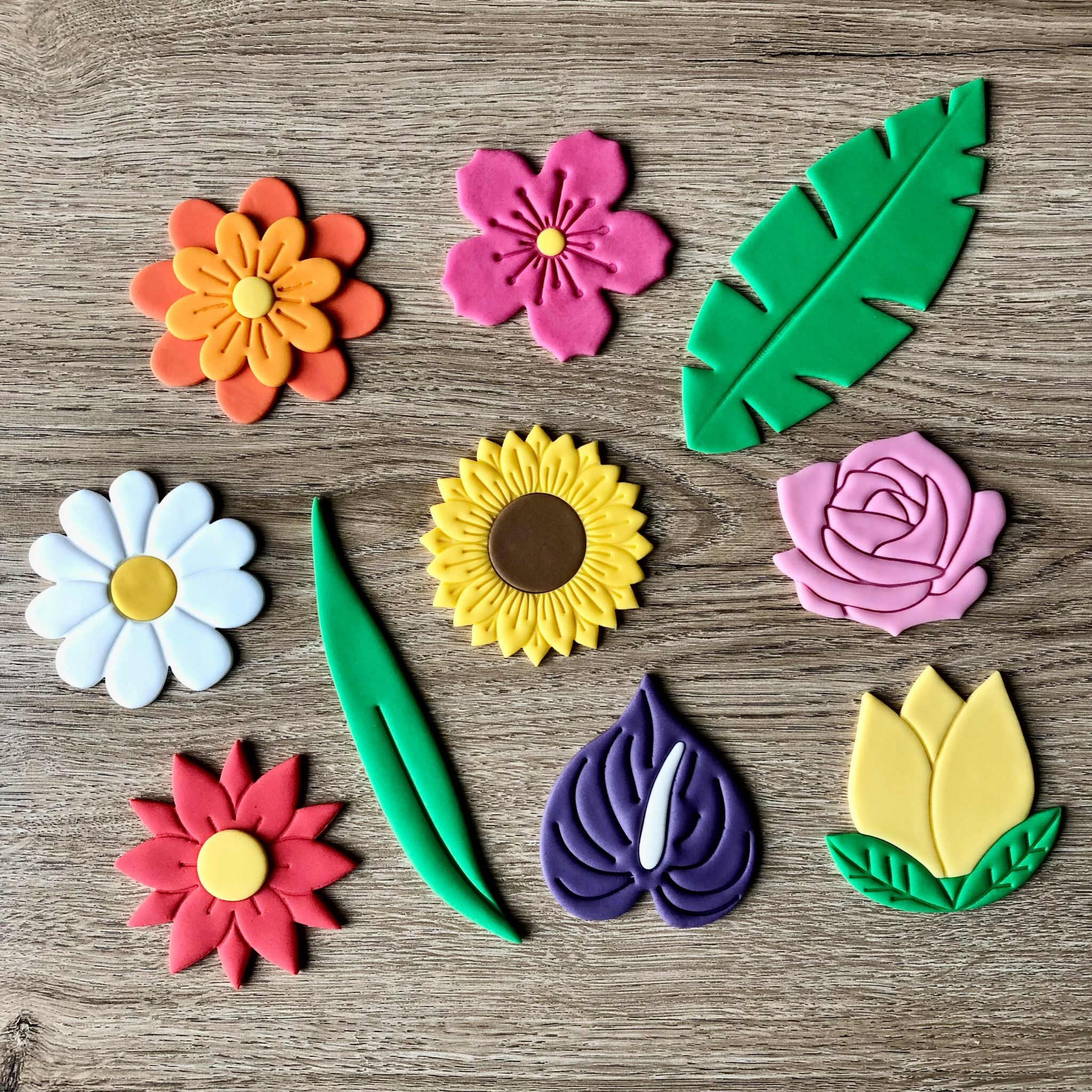 Résine Réutilisable Lot De 25 Emporte-Pièces Argile Polymère Zayookey - Formes Fleur, Cœur, Étoile Pour Bijoux DIY - Bleu Découpe Pâte Polymère